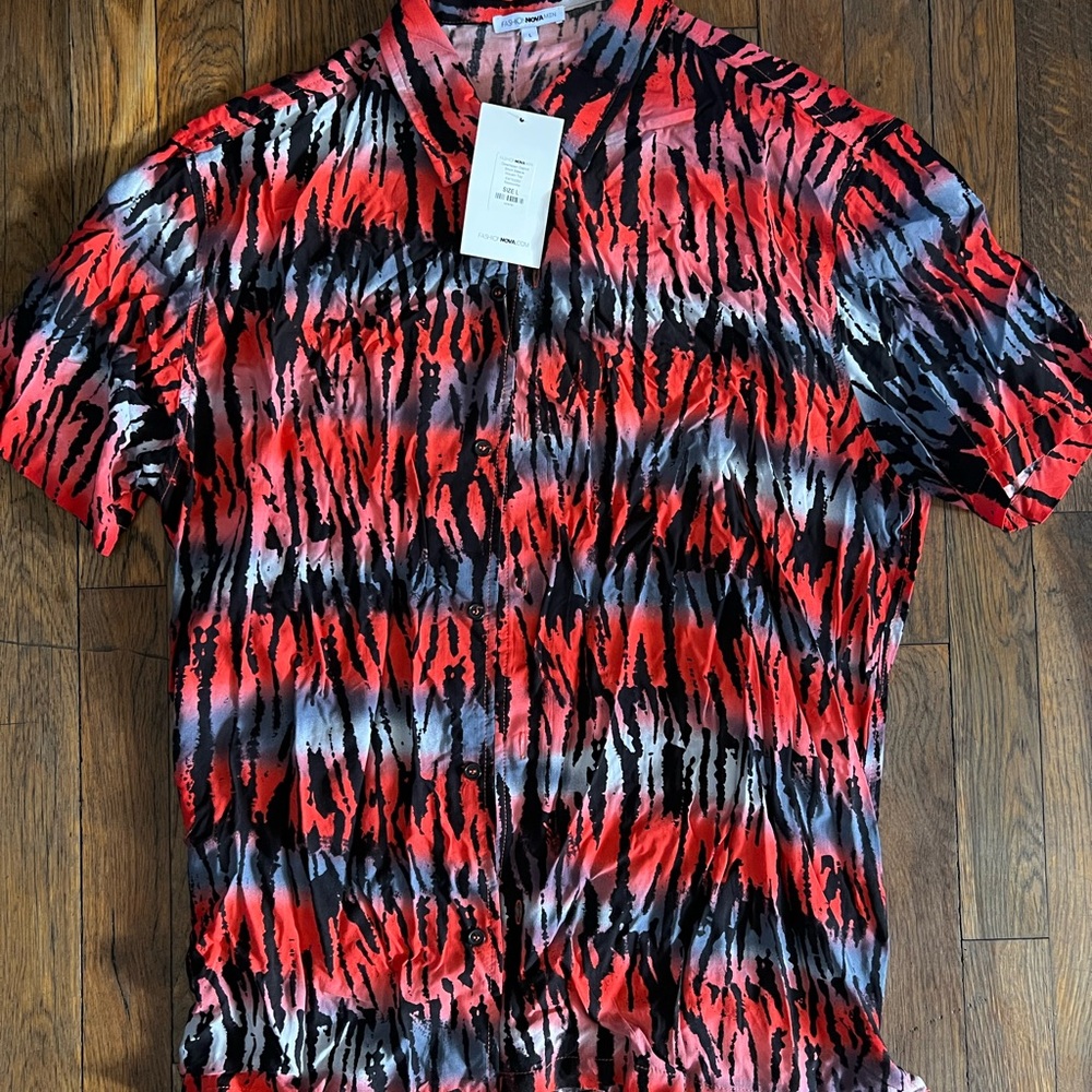 Fashion Nova Red and Black Casual Button Down Shirt